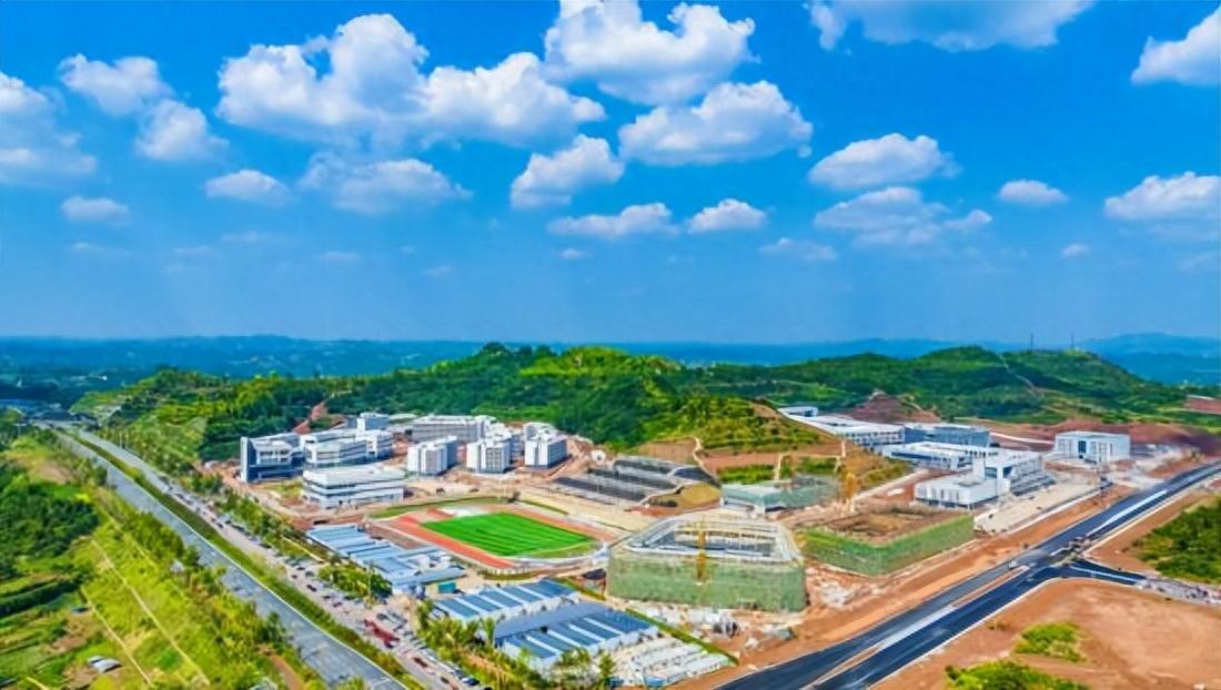 重庆电力高等专科学校:正努力朝着"电力大学"的目标奋进_院校_建设