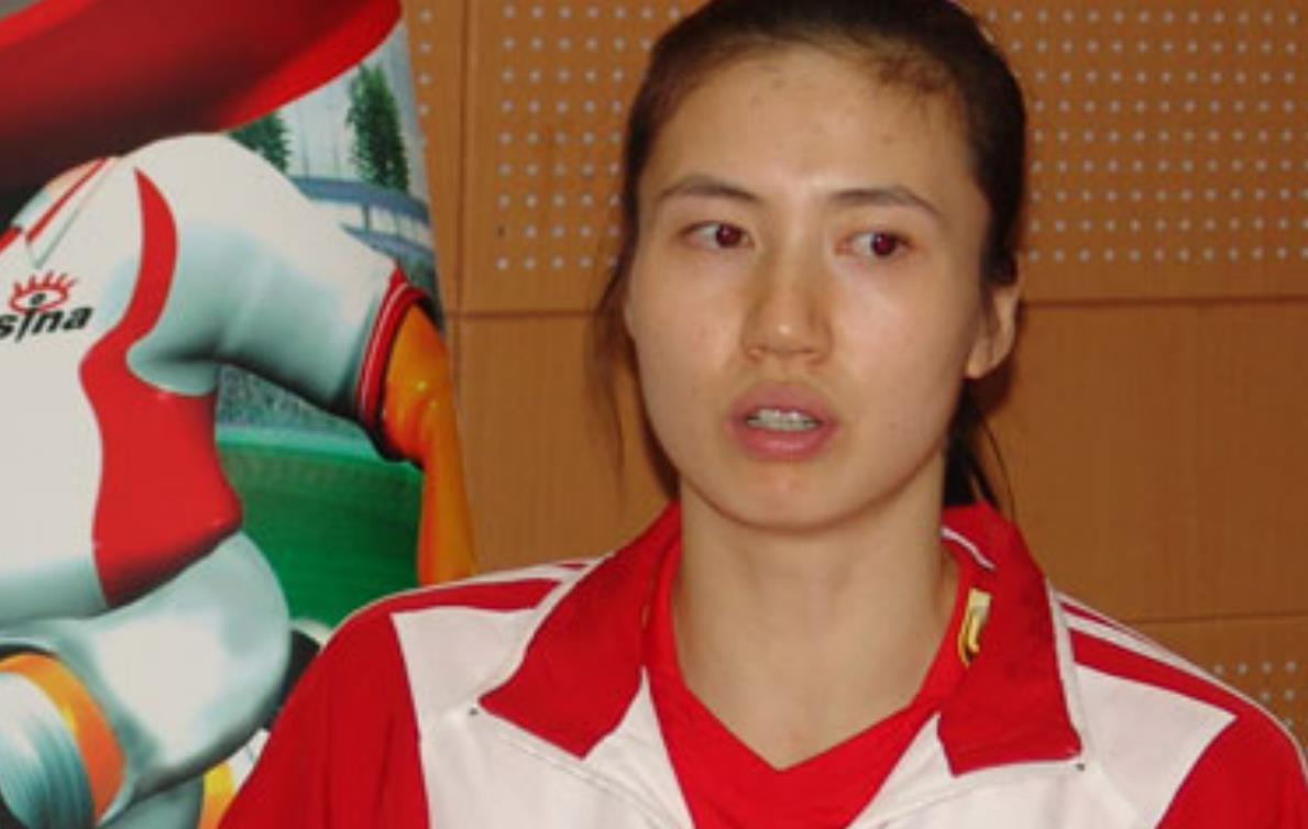 前女排队长周苏红:照顾瘫痪丈夫5年后离婚,2婚改嫁大9岁富商_汤淼