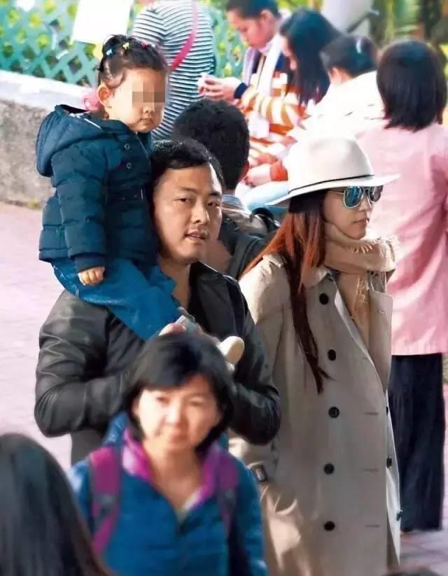 纪晓波:从叠码仔到亿万富豪,女星为他未婚生子,今却频传破产_赌场
