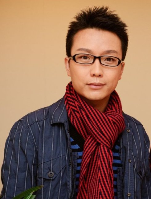 45岁李玉刚跌落神坛,不为世人所容,梅葆玖:至死都没原谅他_表演_艺术