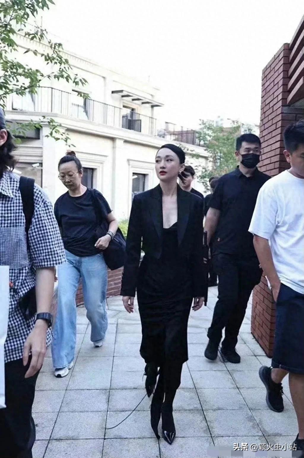 16娱乐瓜:任嘉伦迪丽热巴龚俊白鹿吴磊刘昊然周迅沈月卢昱晓_活动