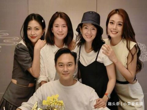 袁咏仪为张智霖庆50岁生日, 章子怡容祖儿包文婧参加聚会_男子_开心