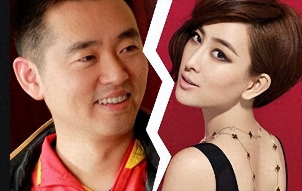 然而,由于李小璐的"夜宿门"事件,马苏的事业受到了波及.