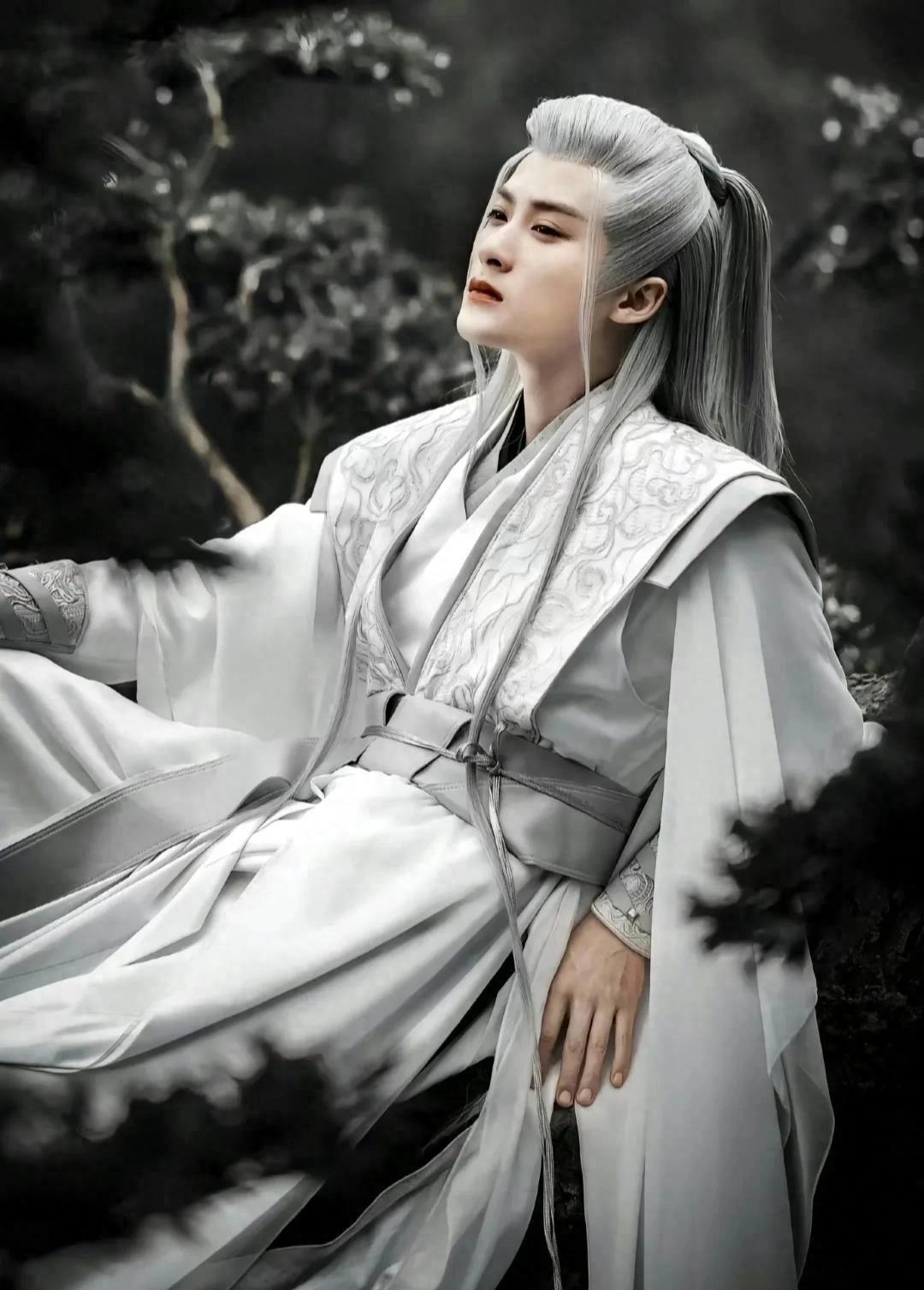 华晨宇王牌cos相柳,粉丝比檀健次帅,碾压檀健次!_cos_节目_问题