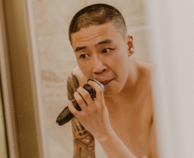 网红刘一手转移财产,与媳妇假离婚?本人直播辟谣,直言:真离了