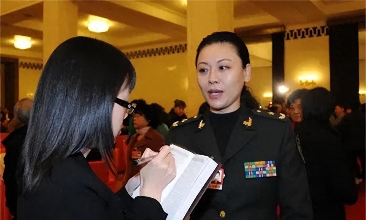 我们最女子将军,刘敏少将,她究竟有多美?_舞蹈_比赛_父母