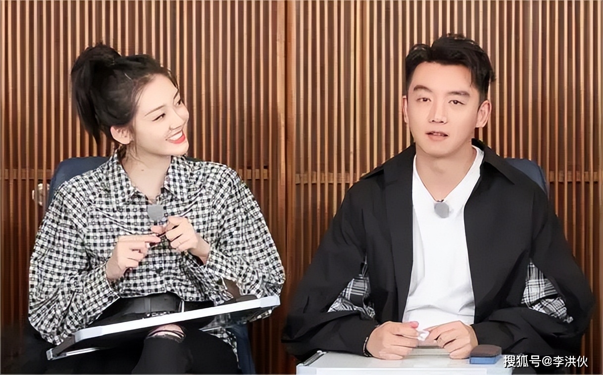 郑恺苗苗三胎孩子满月足迹疑曝光,女方被嘲是生育机器  第9张