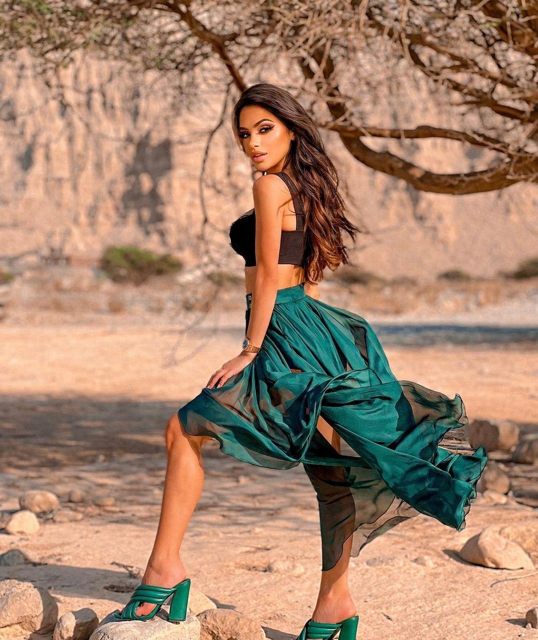 哈姆丹:我追过他一次,比例匀称,长相甜美,她是迪拜的时尚女神!