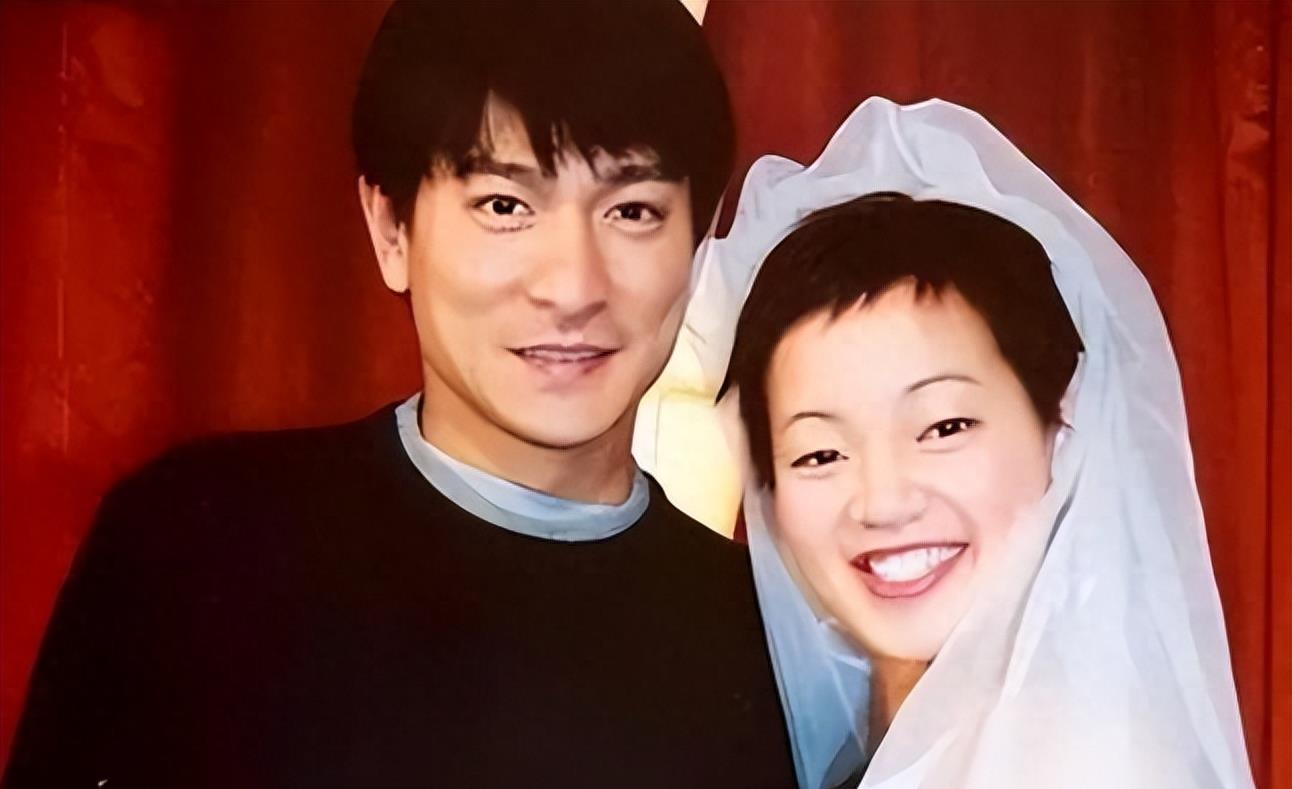 下嫁活佛老公,住千万豪宅资产甩大小s几条街,阿雅才是人生赢家_刘德华