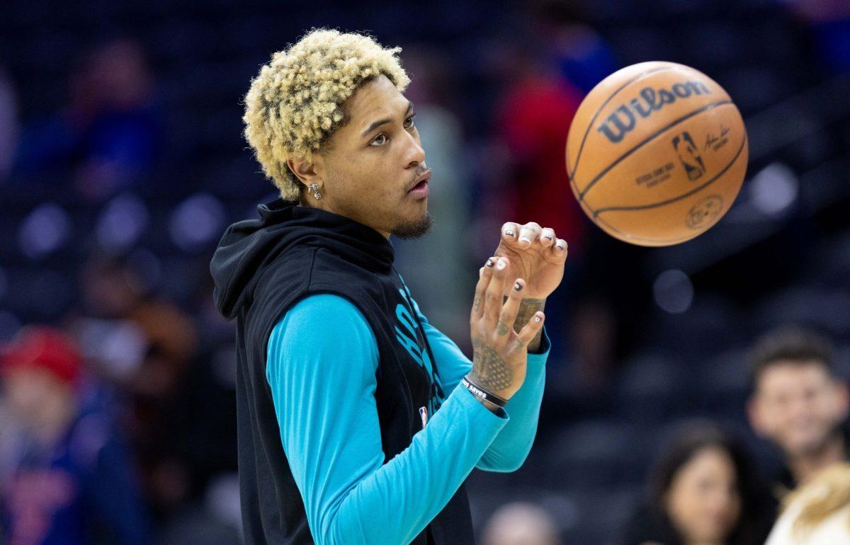 乌布雷将加盟费城76人,补充球队侧翼深度_黄蜂_得分_赛季