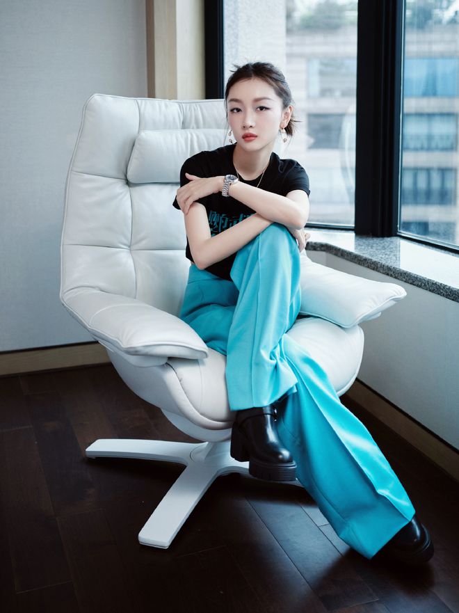 刘宇宁签约贾士凯?周冬雨连扑两部?罗云熙后续安排?袁冰妍粉丝示威?