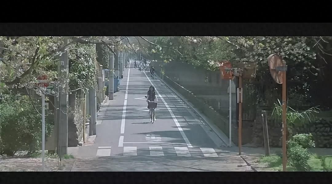 四月物语中的电影_四月物语寺山世屋松隆子_四月物语摄影构图细节捕捉