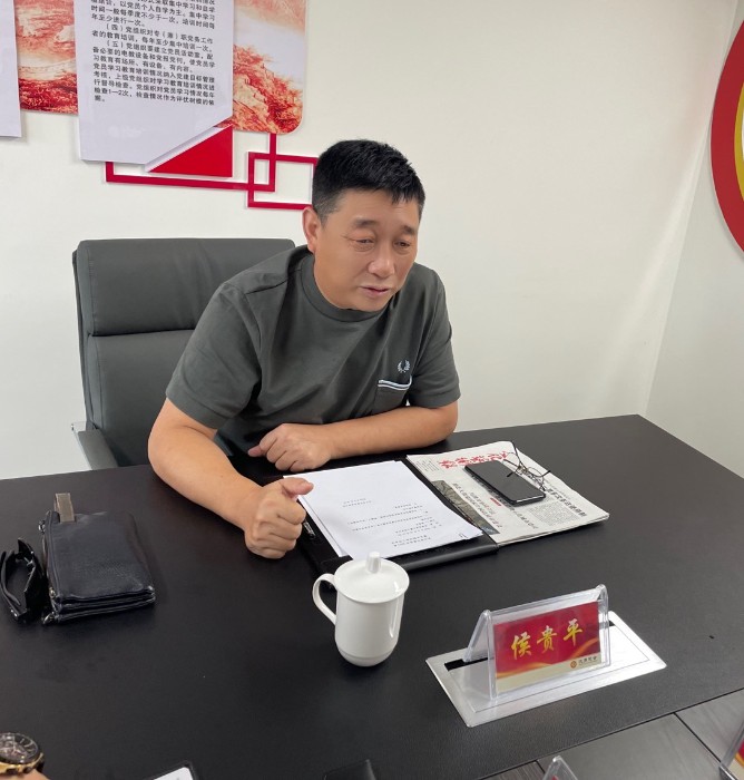 隋兆华,常务副会长兼外事联络委员会主任李强,副会长兼副秘书长徐利军