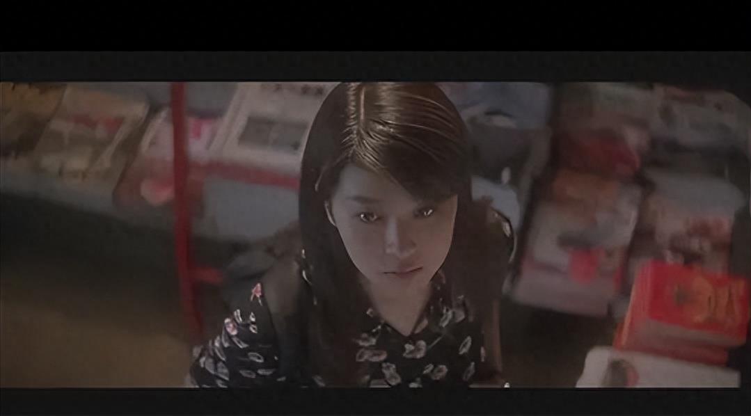 四月物语中的电影_四月物语寺山世屋松隆子_四月物语摄影构图细节捕捉