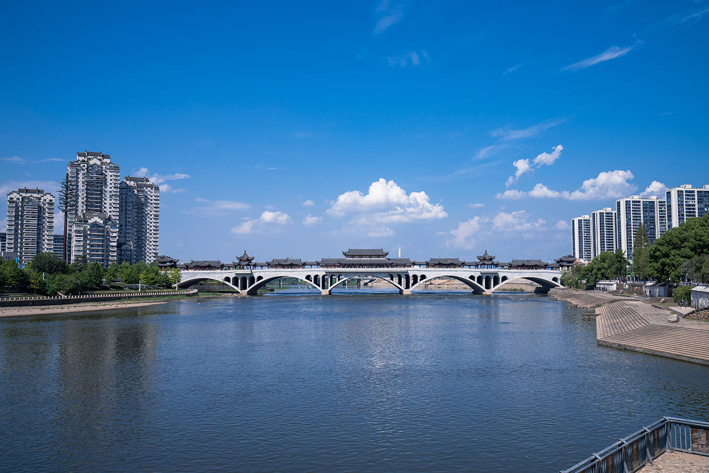 不靠旅游吃饭的义乌,硬是在浙江四大古镇占一席,知道的人却不多