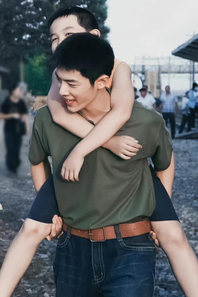 网友:想看肖战参加爸爸去哪儿_一野_小孩子_战哥