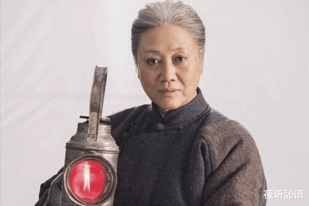 车晓母亲王丽云深夜发文:好孩子你没有离开,你活在我们心里_话剧_丹宁