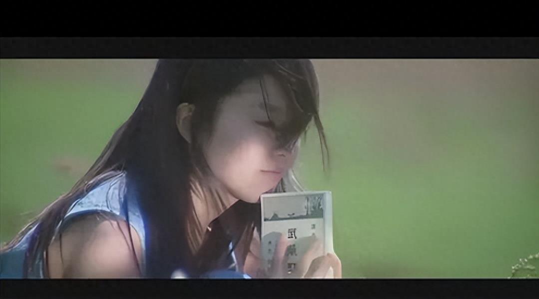 四月物语摄影构图细节捕捉_四月物语寺山世屋松隆子_四月物语中的电影