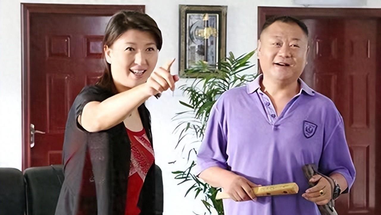 赵大叔:我做的最后悔的一件事,就是捧红了闫学晶这个"白眼狼"_赵本山
