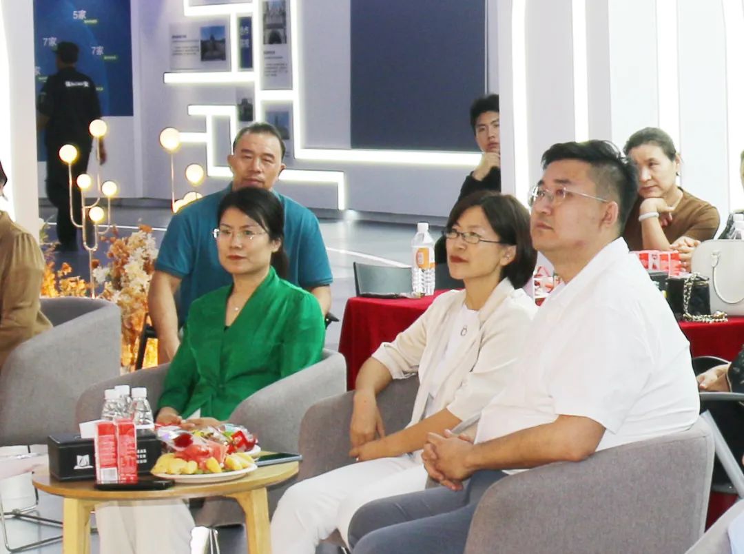 油城海创园东营海外人才"月邀人相逢·中秋情意浓"中秋联谊会