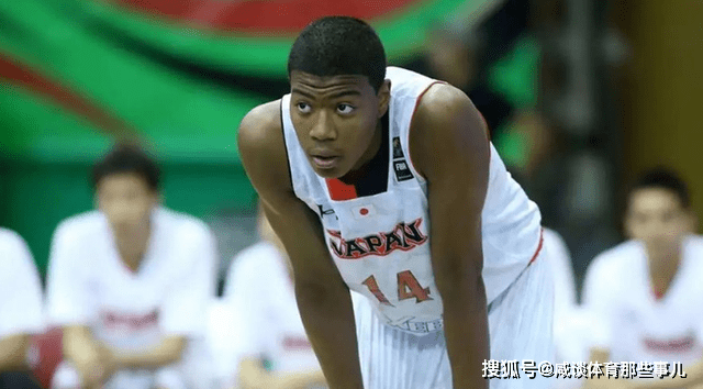 八村塁算个屁!新疆u19小将说大话,数据打脸:人家16岁场均22.