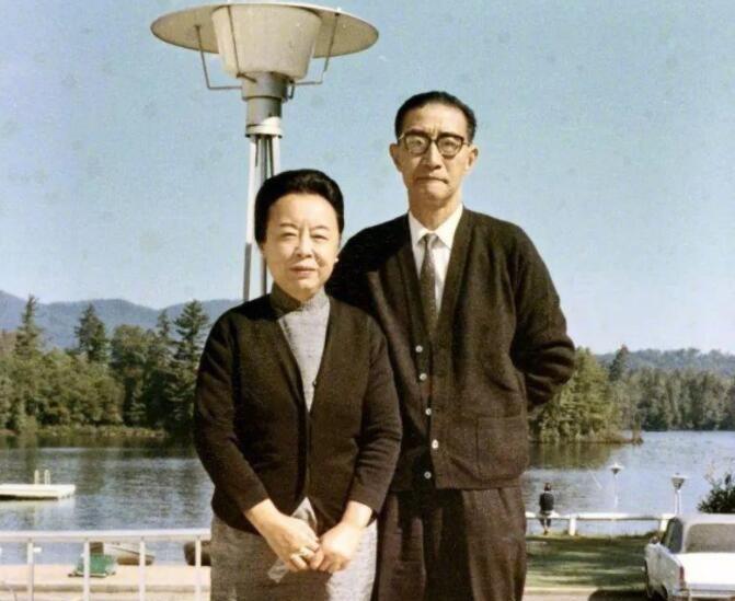 徐志摩长子徐积锴,成年后违祖父期许,受母亲影响极深_儿子_父亲