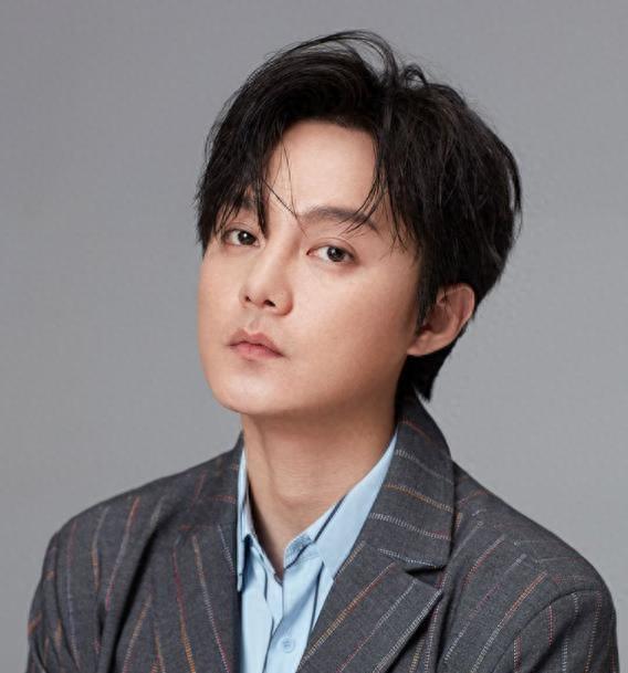 尹正被嘲长得丑,发长文"求放过",网友:男孩子不能太油腻_漂亮_长相