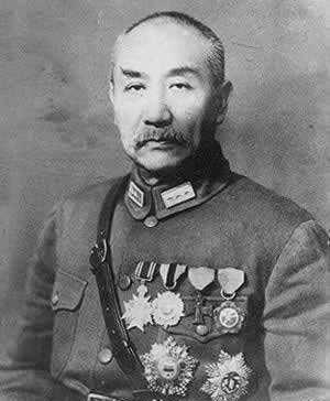 看看授衔限制的人数,你就懂了_蒋介石_军衔_张学良