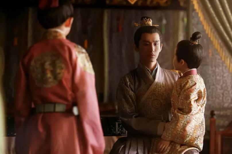 深受两代先帝隆宠,却屠戮养父26位子孙,勤俭至极的