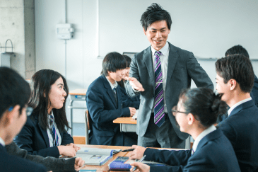日本也有中考吗？考试难吗？
