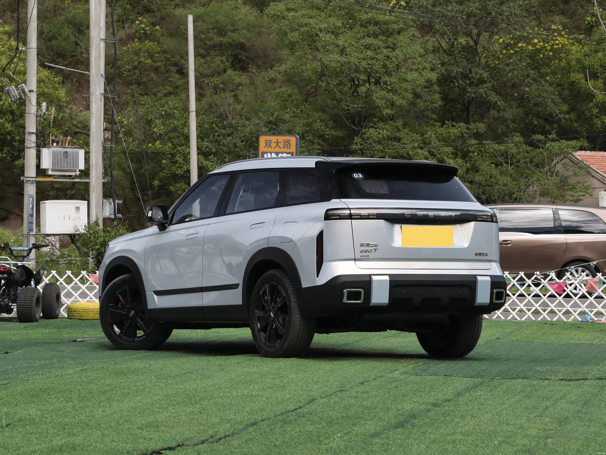 国产时尚越野suv,造型方正硬朗,顶配不到14万,解读探索06_搜狐汽车