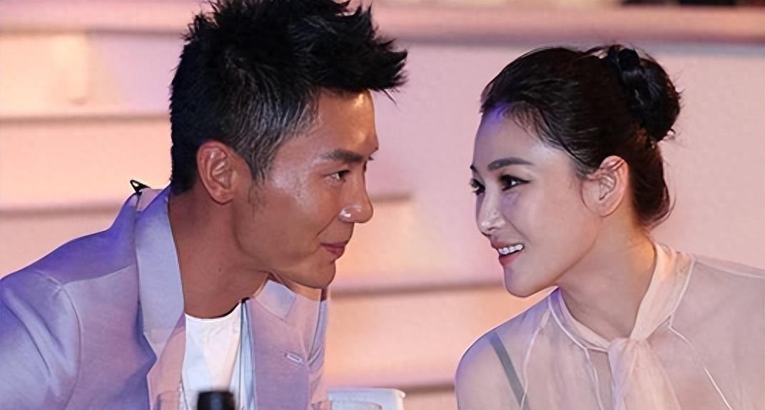 这一次,靠着何捷改命的张馨予,彻底撕开了前男友李晨的尴尬处境