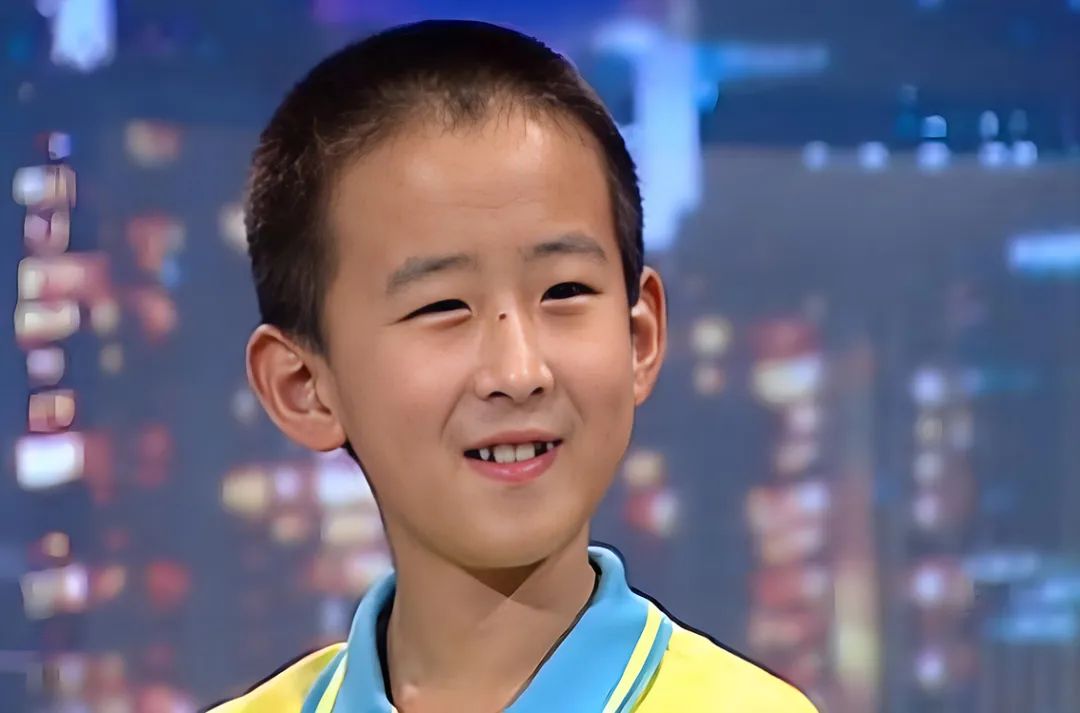 中国第一神童现状:16岁读博,北京买房,如今卡里就剩几千块钱_张炘炀