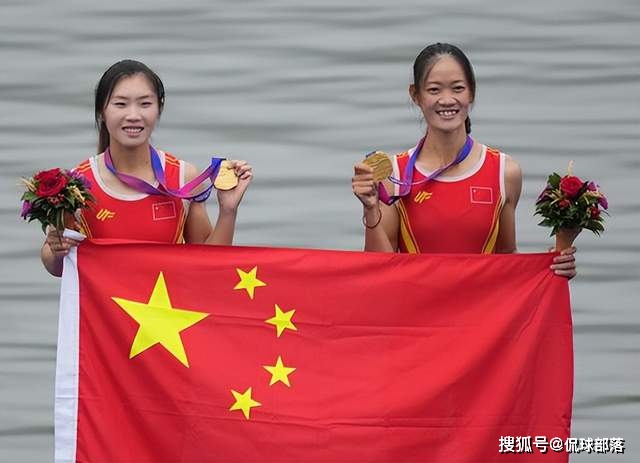 轮滑排行_2023-09-26(第39周)最新世界羽联排名Top100(2)