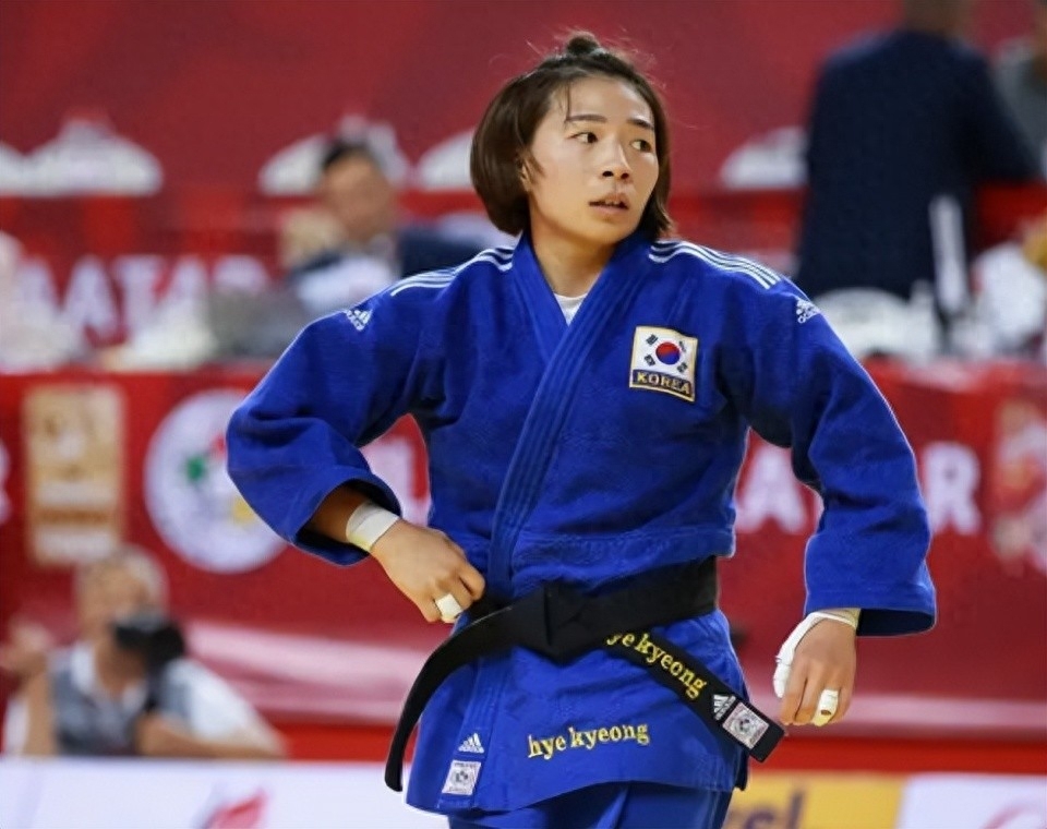 韩国女子柔道队图片