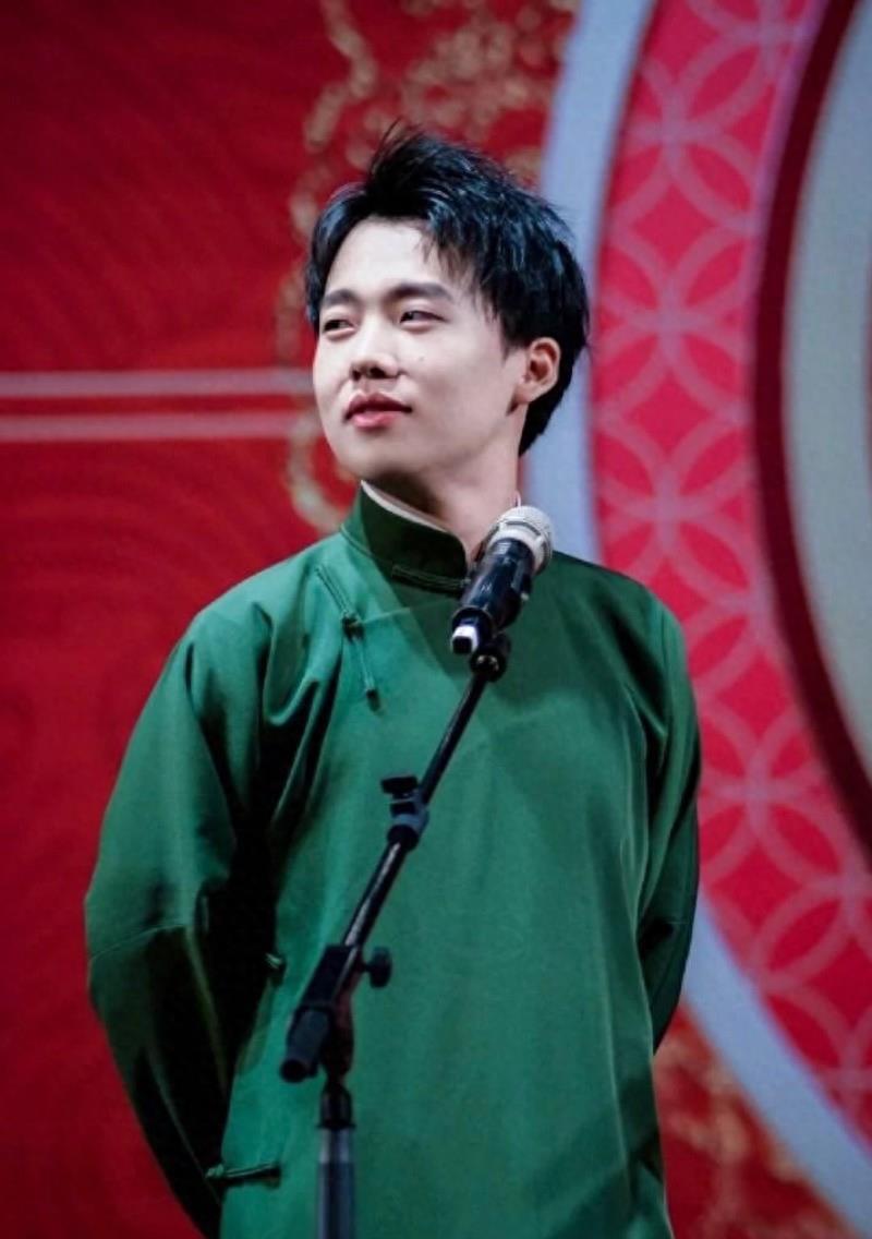 郭麒麟:从200斤瘦到130斤,只要坚持,没有什么不可能实现_郭德纲_相声