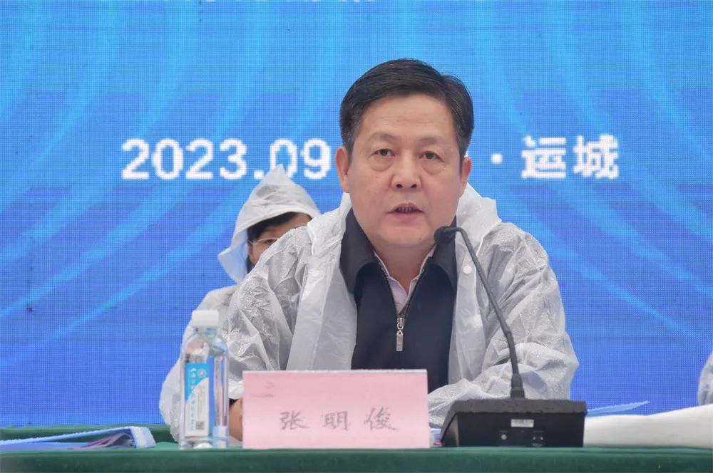 中国水利教育协会会长张明俊强调,举办"智能节水系统设计与安装"竞赛