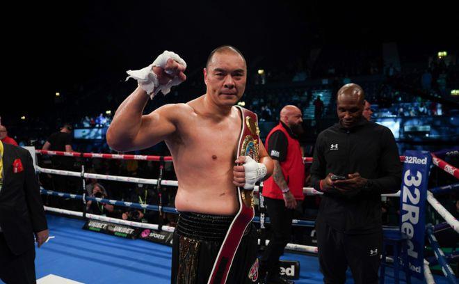 张志磊ko乔伊斯,出场费60万美元!_富里_泰森·_世界