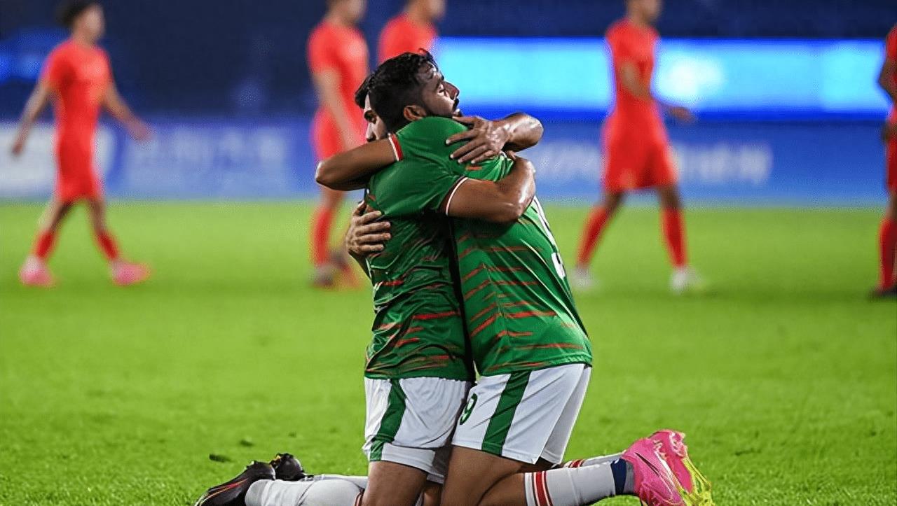 孟加拉国足球队已经意识到了这一点,并且在积极采取措施.