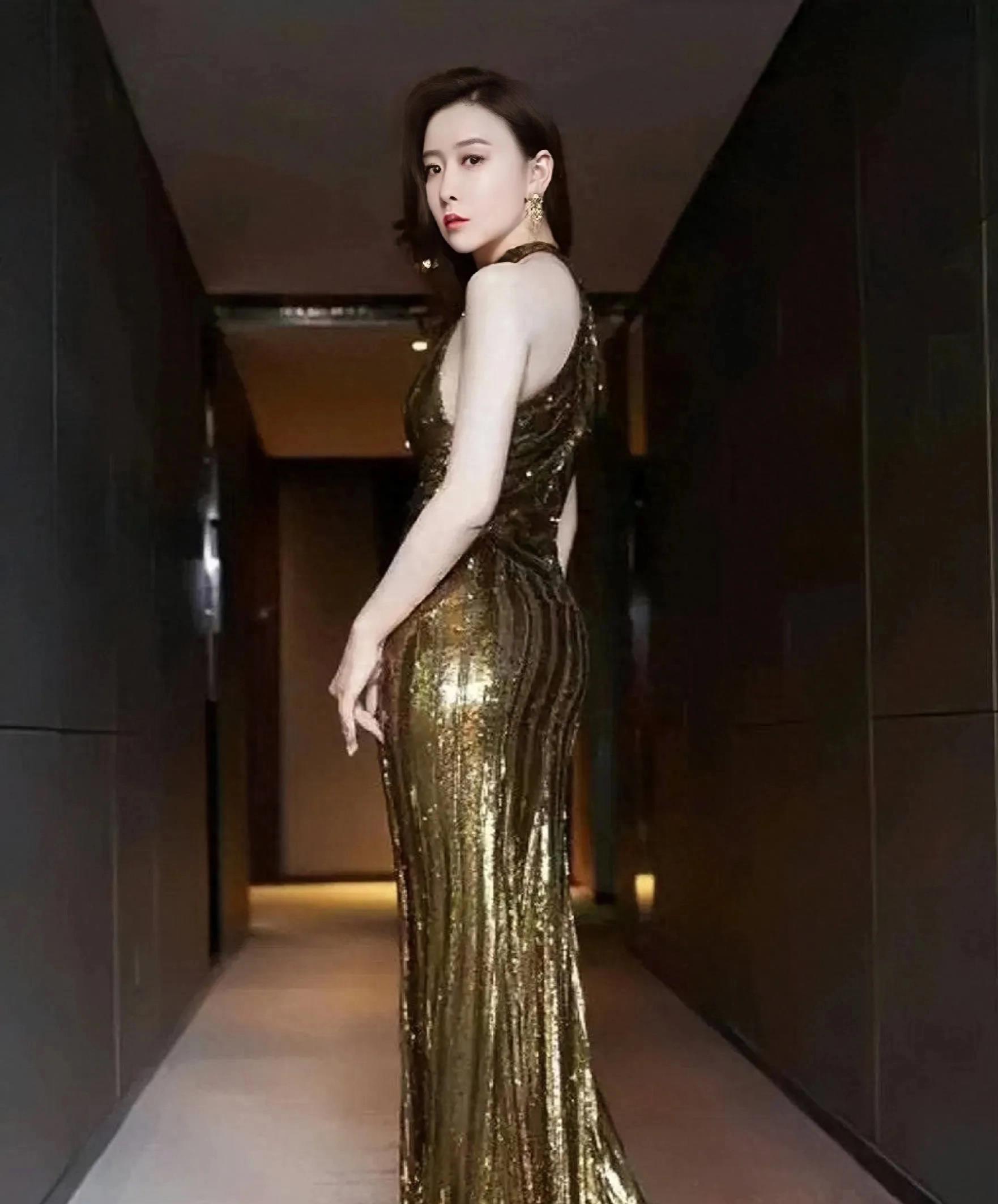 人间蜜桃毛俊杰:背面比正面更好看_身材_因为_网友