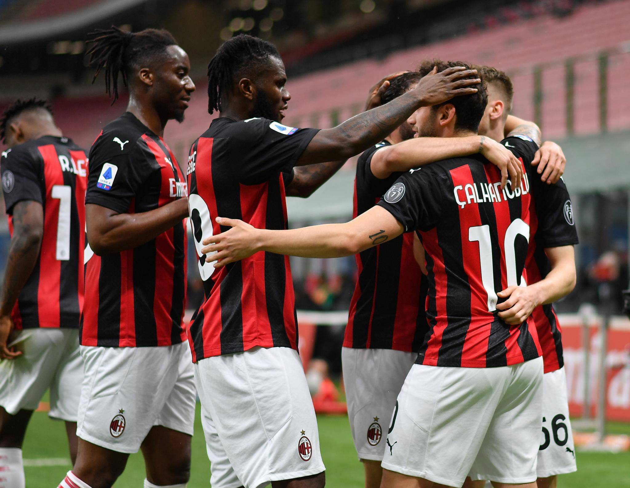 意甲 卡利亚里 vs ac米兰_联赛_本赛季_方面