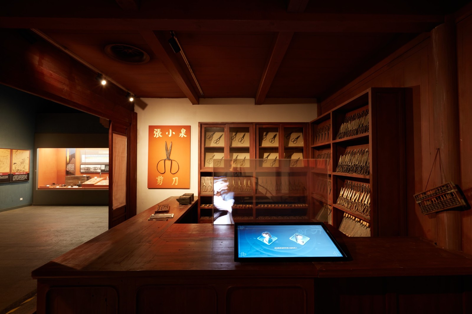 穿越时空的刀剪剑之旅:这个国庆沉浸式打卡张小泉剪刀铺_历史_中国