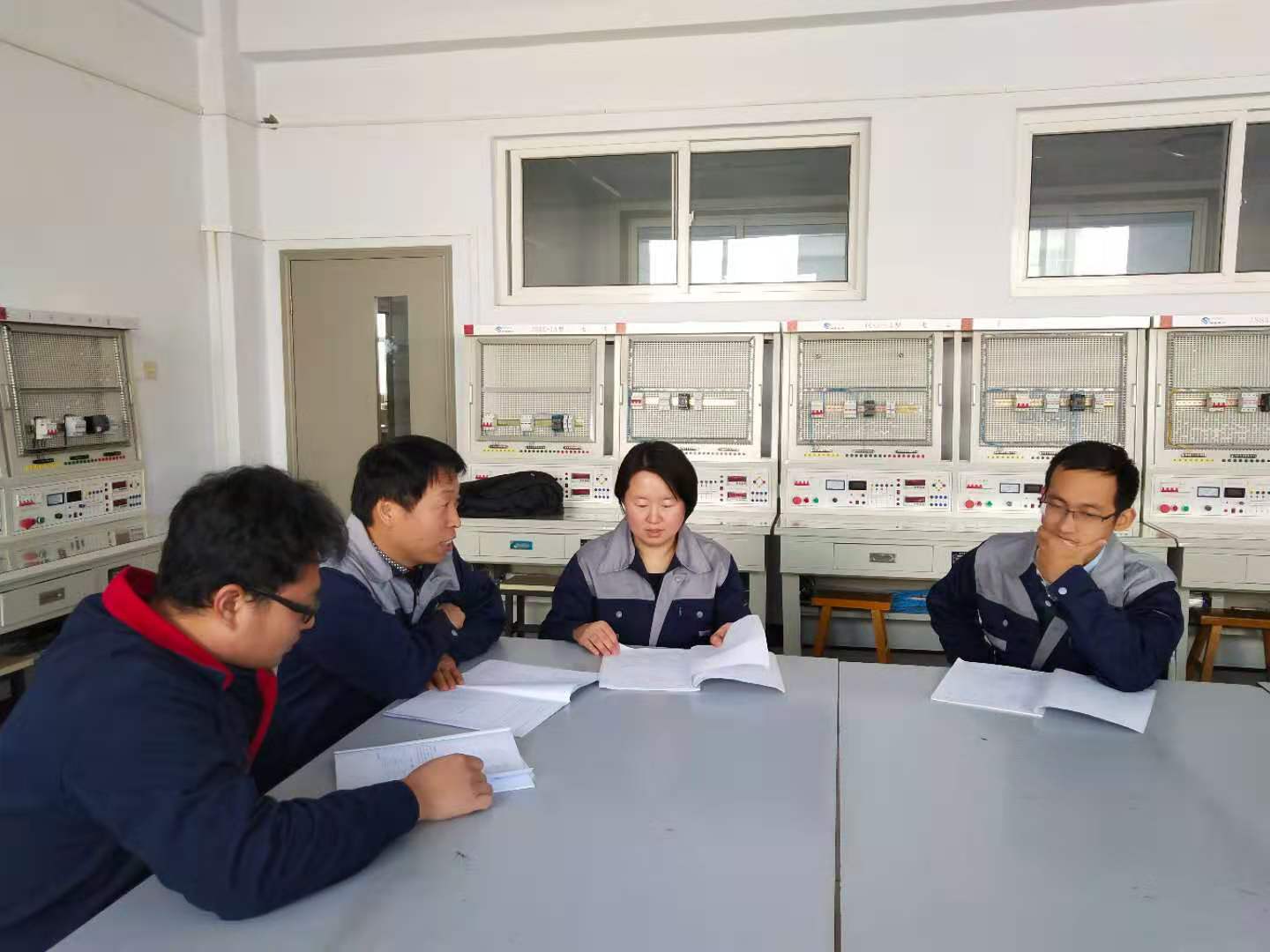 "学—训—赛—评"体系构建与实践——青县职教中心专业技能培养模式