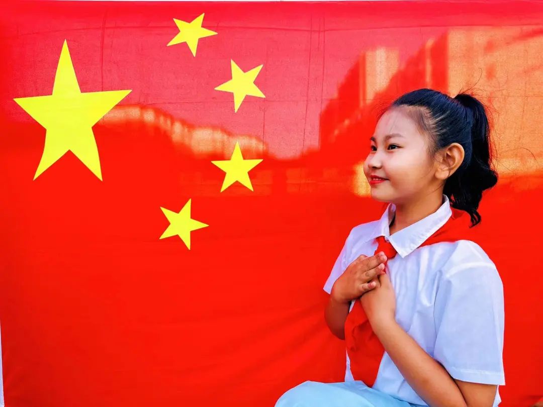包头市九原区沙河第二小学拍了拍你说"祖国,我爱您!