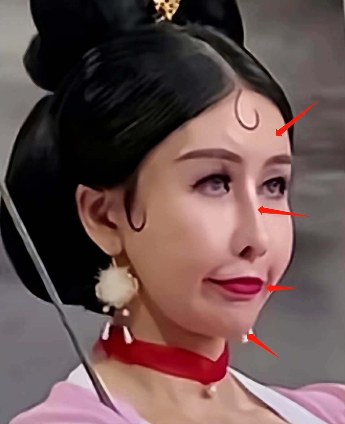 金美娜自称是天降紫微星要成世界巨星出道30天28个剧杀青