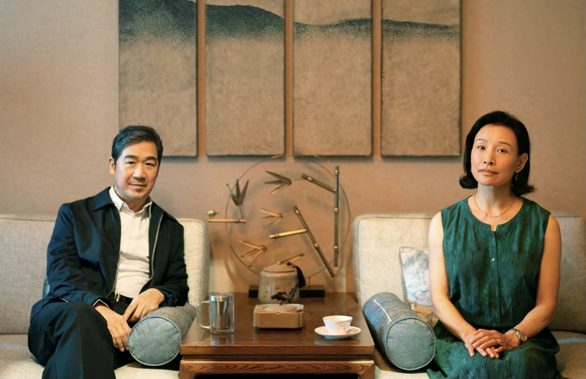 《坚如磐石》张国立,三处细节证其狠辣:情人晓薇私生子皆下杀手_郑刚