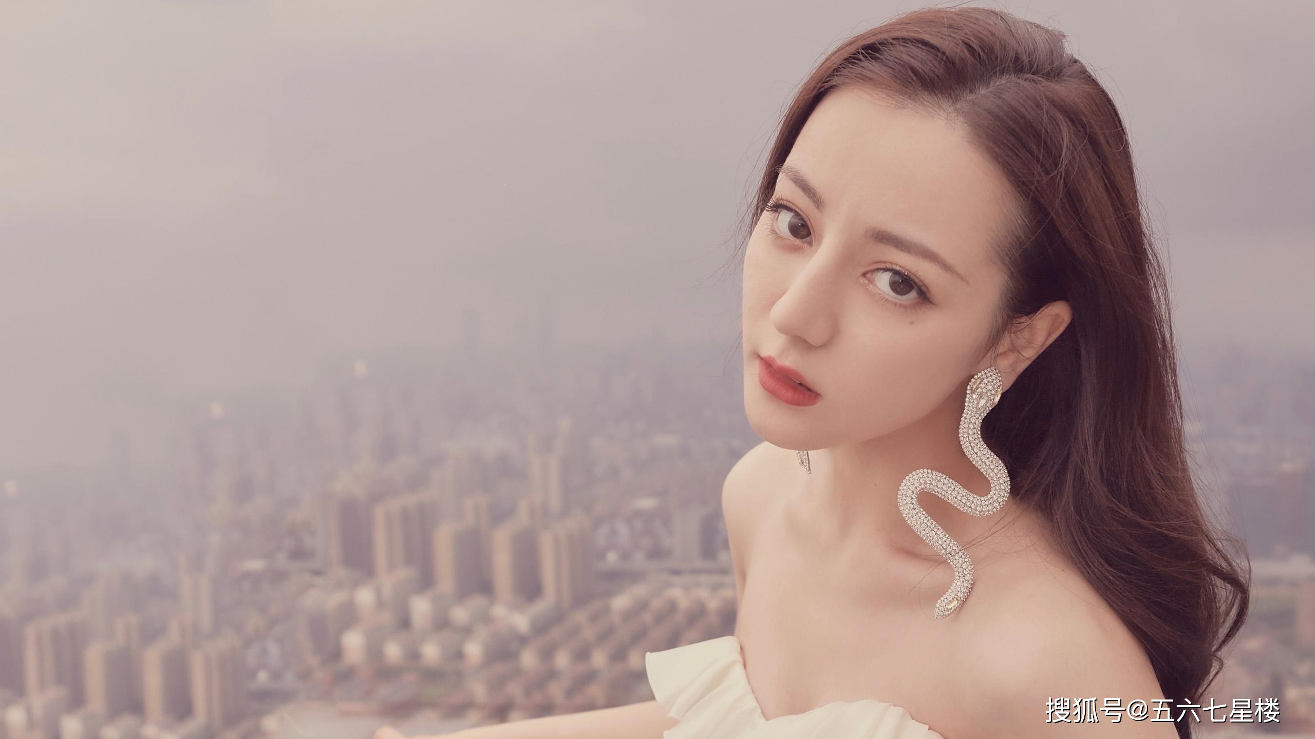 【全球时尚产业人物五百强】迪丽热巴入选bof,亚洲模特&缪斯!