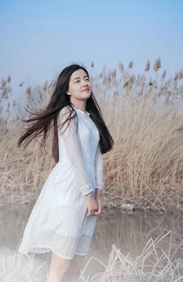 长发美女来了_生活_魅力_世界