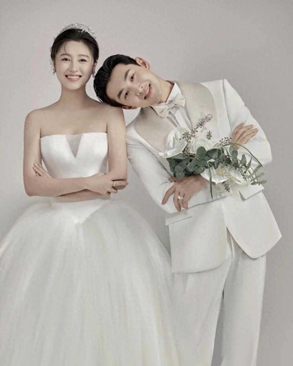 明星真夫妻婚纱照写真大合集-嫁给爱情的样子最美最幸福