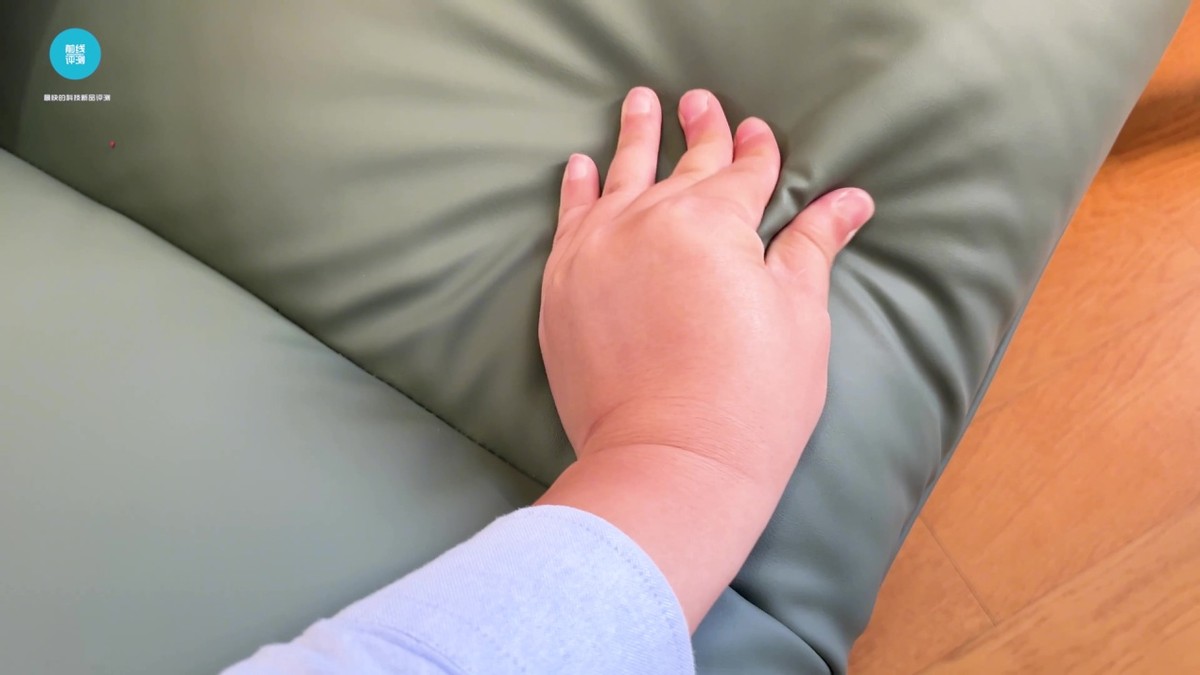 8H 智能电动可摇躺多功能懒人沙发:专为电竞爱好者设计,躺赢人生